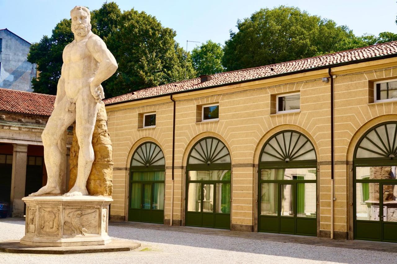 Palazzo Mantua Benavides Suites & Apartments Падуа Екстериор снимка
