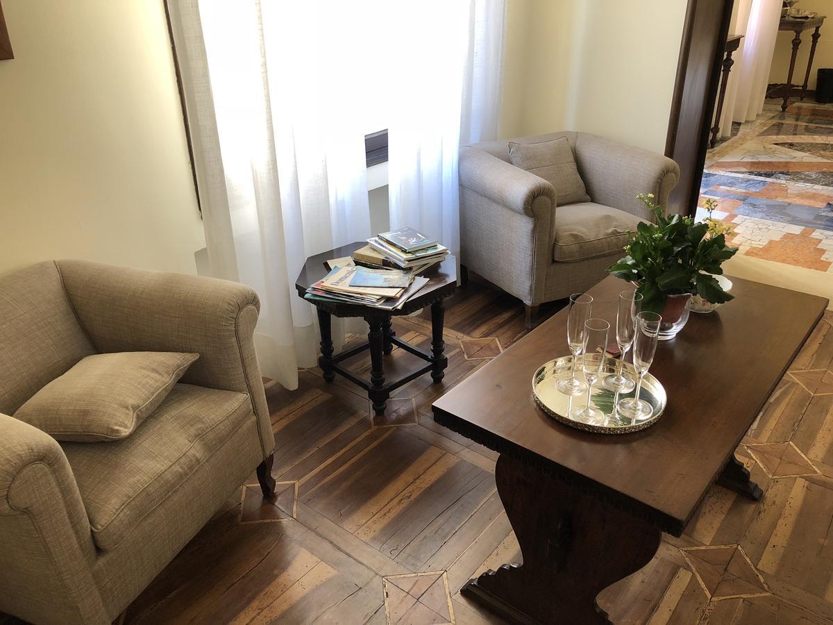 Palazzo Mantua Benavides Suites & Apartments Падуа Екстериор снимка
